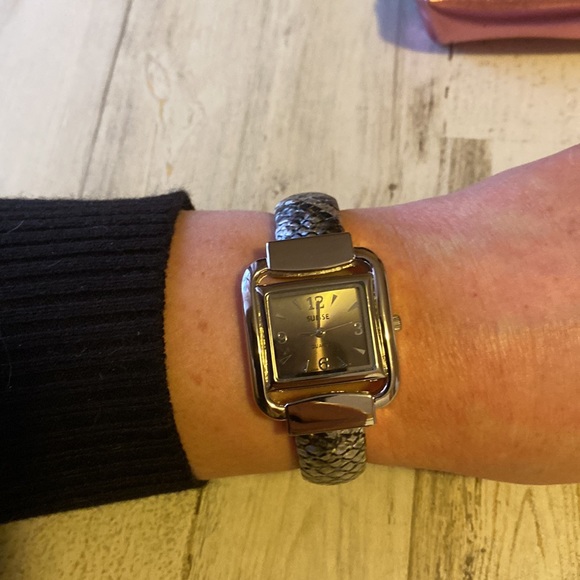 2/$15 Snakeskin bangle watch in matching bag - Picture 7 of 7